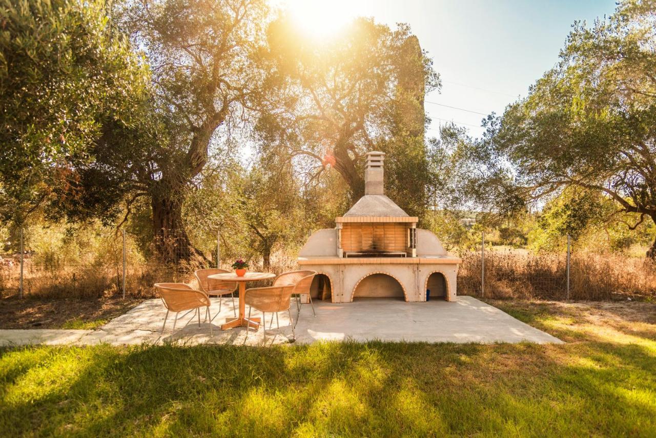 Villa Giannis Vitaládes エクステリア 写真
